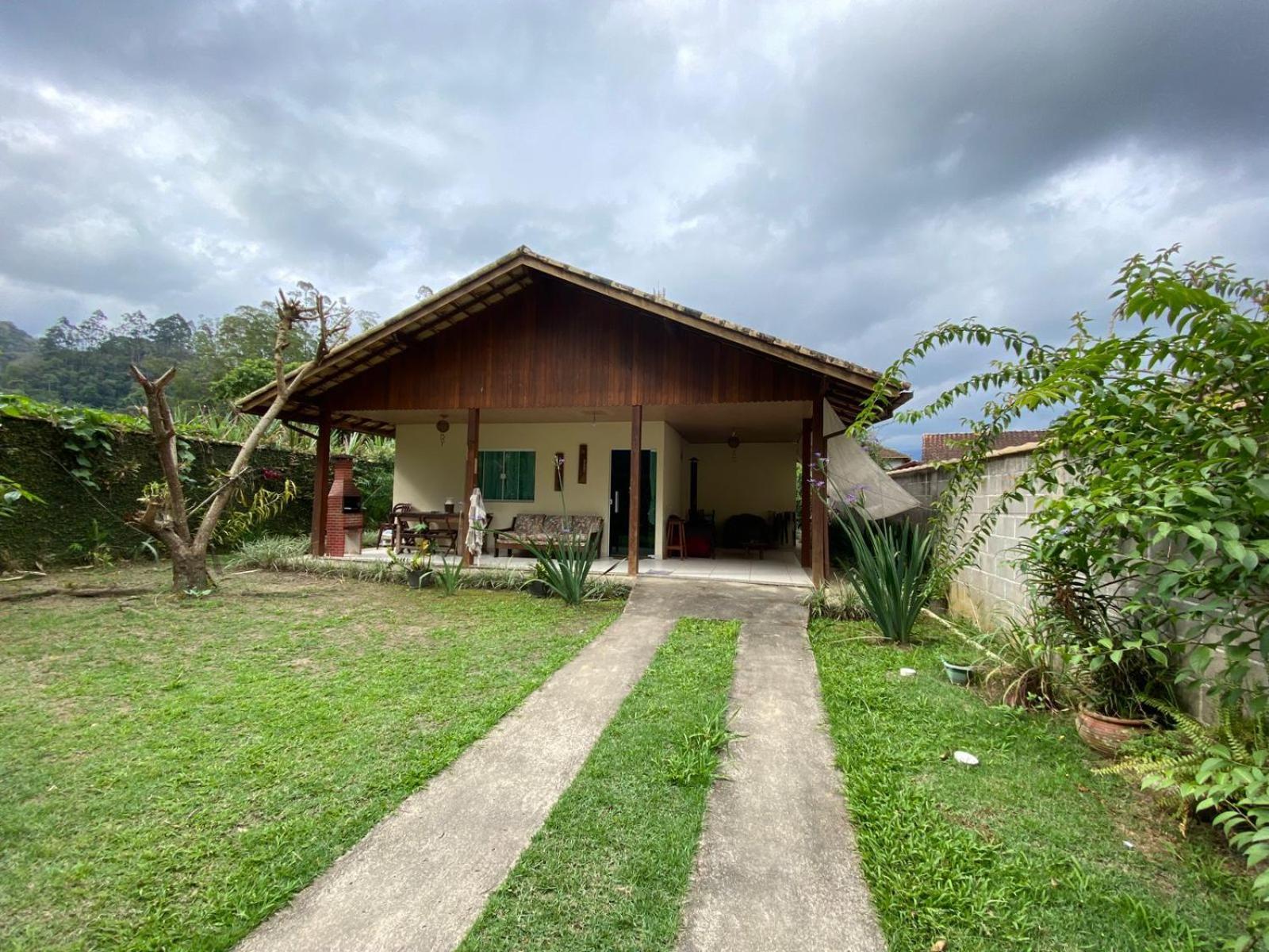 Lumiar Casa Solar Churrasqueira Com 3 Quartos Sendo Um Suite Arejada, Jardim A 700M Do Centro Esterno foto