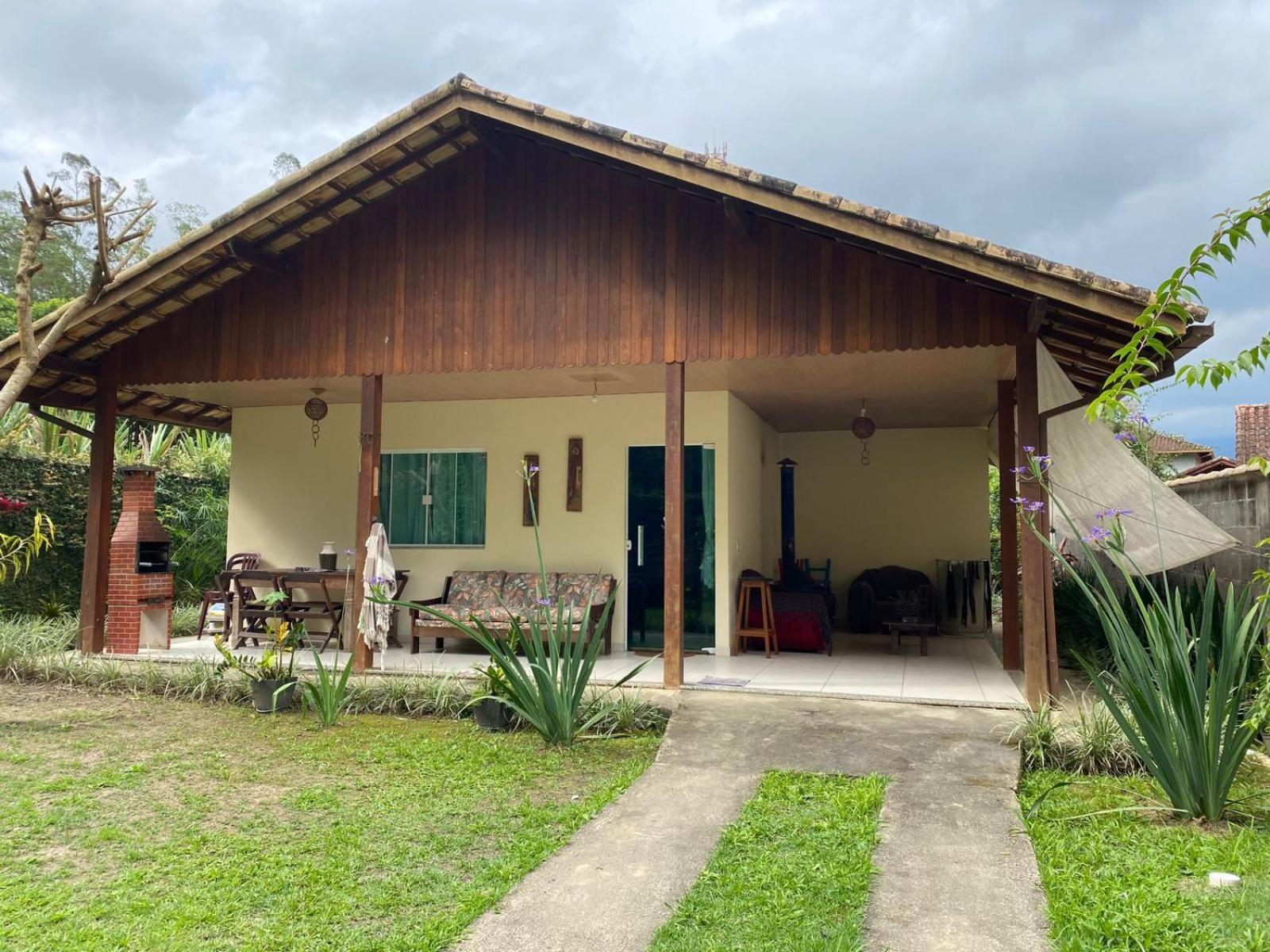 Lumiar Casa Solar Churrasqueira Com 3 Quartos Sendo Um Suite Arejada, Jardim A 700M Do Centro Esterno foto